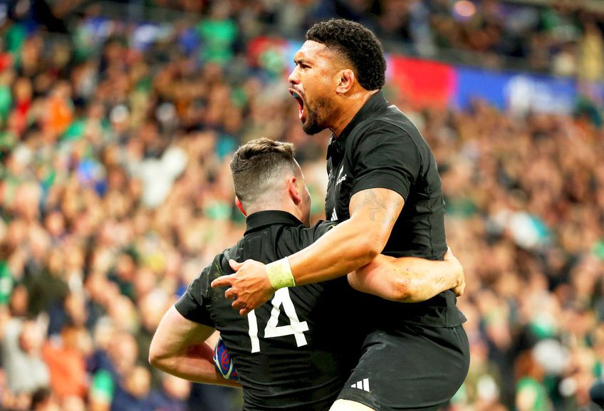 Noua Zeelandă a învins Irlanda, scor 28-24, și s-a calificat în semifinalele Cupei Mondiale de rugby. A fost un meci epic, urmărit de peste 80.000 de oameni pe Stade de France.