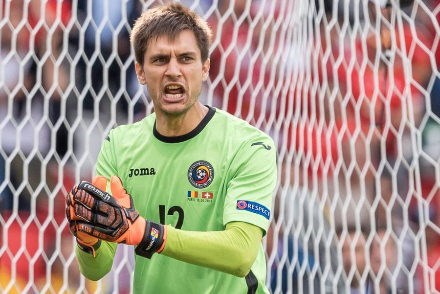 Ciprian Tătărușanu, goalkeeperul primei reprezentative între 2010 și 2020 „Din 2020 sunt agricultor” » Ciprian Tătărușanu a lăsat fotbalul pentru dovlecei, zucchini și vinete bio! Fostul portar și-a prezentat afacerea: „Așa trebuie să fie leguma perfectă”