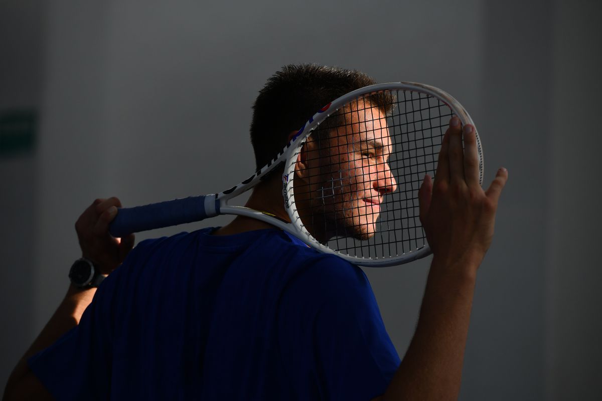 „Voi fi numărul 1 ATP!” » Povestea fascinantă a lui Luca Preda, uriașul de 2,01 metri aflat în Top 5 mondial al juniorilor: „Mama m-a dus la tenis fiindcă eram îngrozitor de enervant în casă”