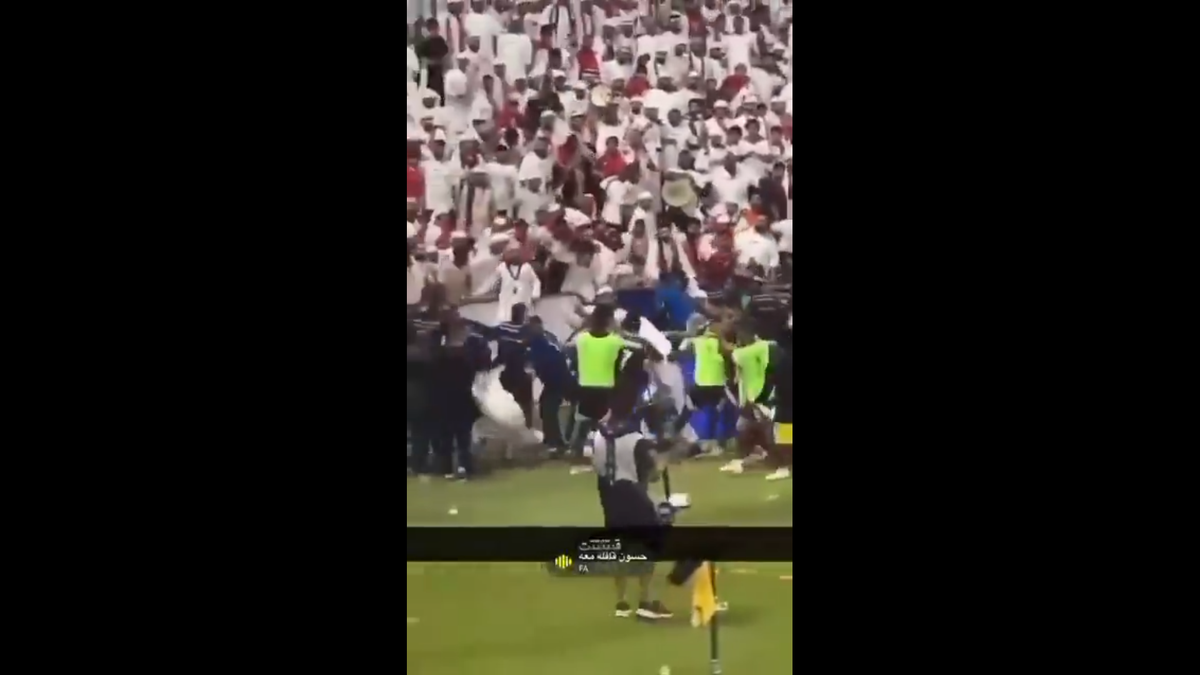 Incidente în timpul meciului Qatar - Emiratele Arabe Unite