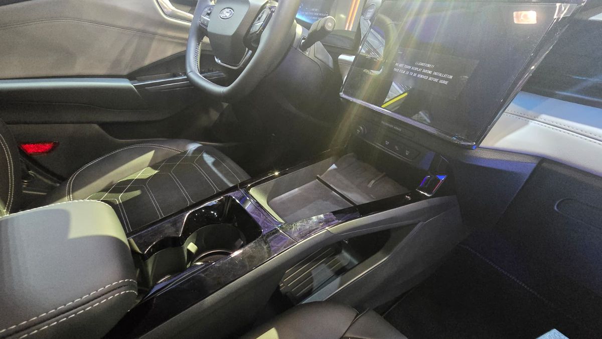 Ford Puma Gen E, la Salonul Auto București