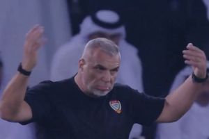Qatar - Emiratele Arabe Unite, meci decisiv pentru Cosmin Olăroiu în drumul către Campionatul Mondial