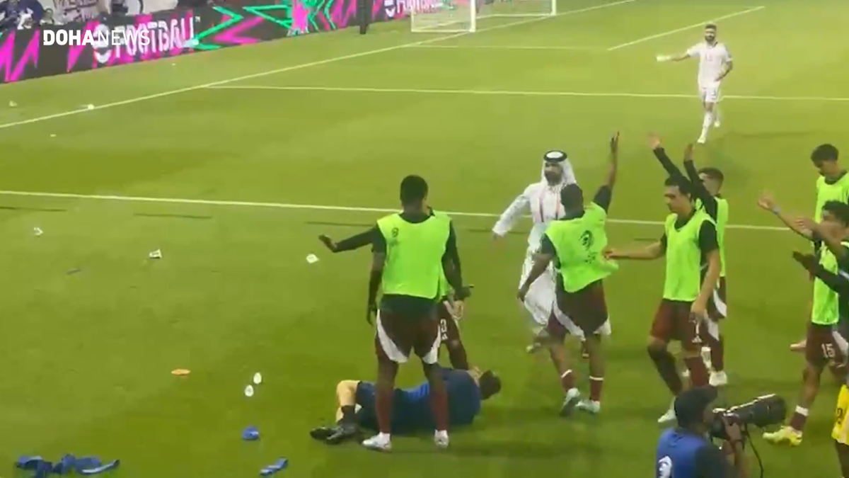 Incidente în timpul meciului Qatar - Emiratele Arabe Unite