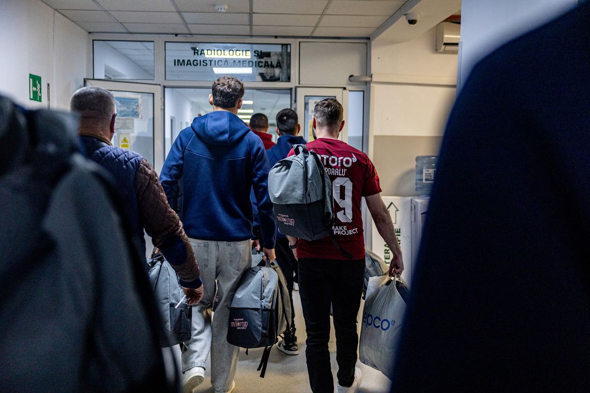 Momente speciale la Cluj » Jucătorii de la CFR au adus zâmbete și speranță copiilor de la Institutul Oncologic