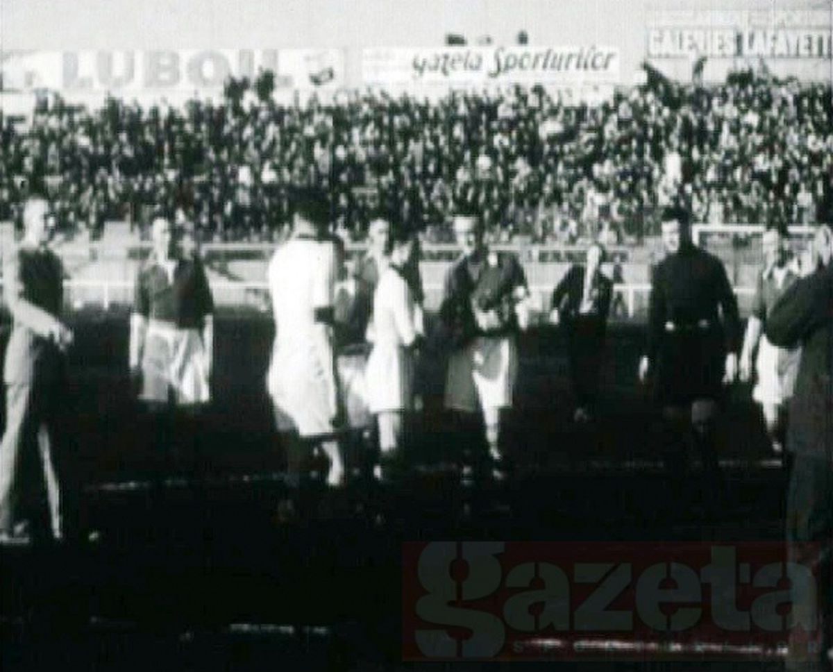 Arena uitată din inima Capitalei, construită de burghezi în perioada interbelică » Ce s-a ales de primul stadion cu gazon din România: aici s-a jucat primul meci oficial în nocturnă