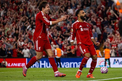 Federico Chiesa (stânga) și Mohamed Salah (dreapta) / Foto: Imago Images