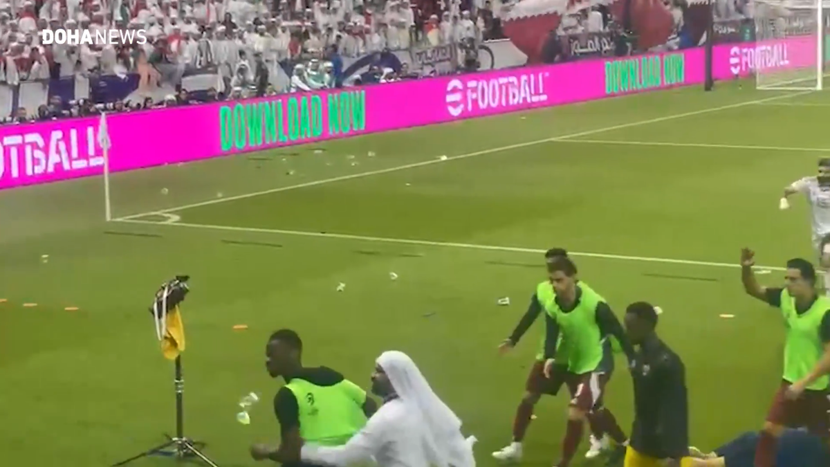 Incidente în timpul meciului Qatar - Emiratele Arabe Unite