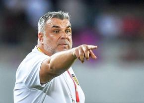 Qatar - Emiratele Arabe Unite, meci decisiv pentru Cosmin Olăroiu în drumul către Campionatul Mondial