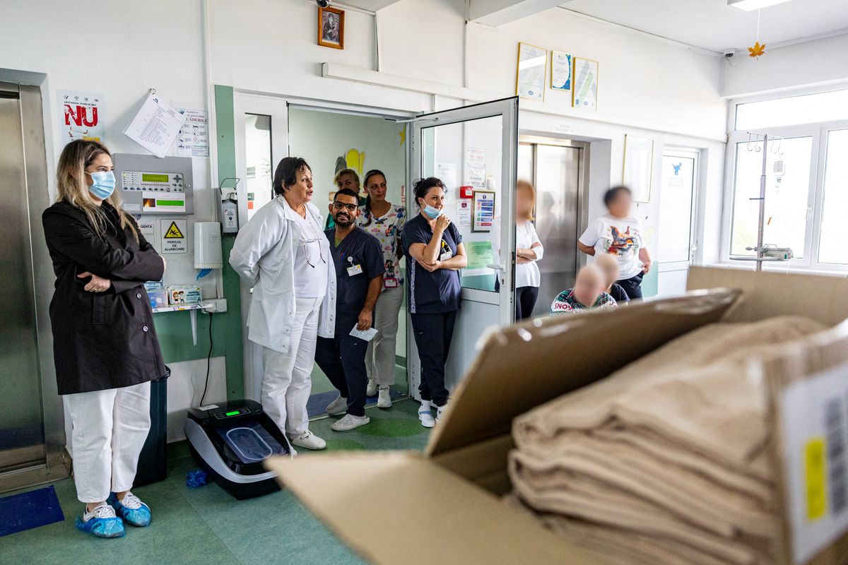 Momente speciale la Cluj » Jucătorii de la CFR au adus zâmbete și speranță copiilor de la Institutul Oncologic