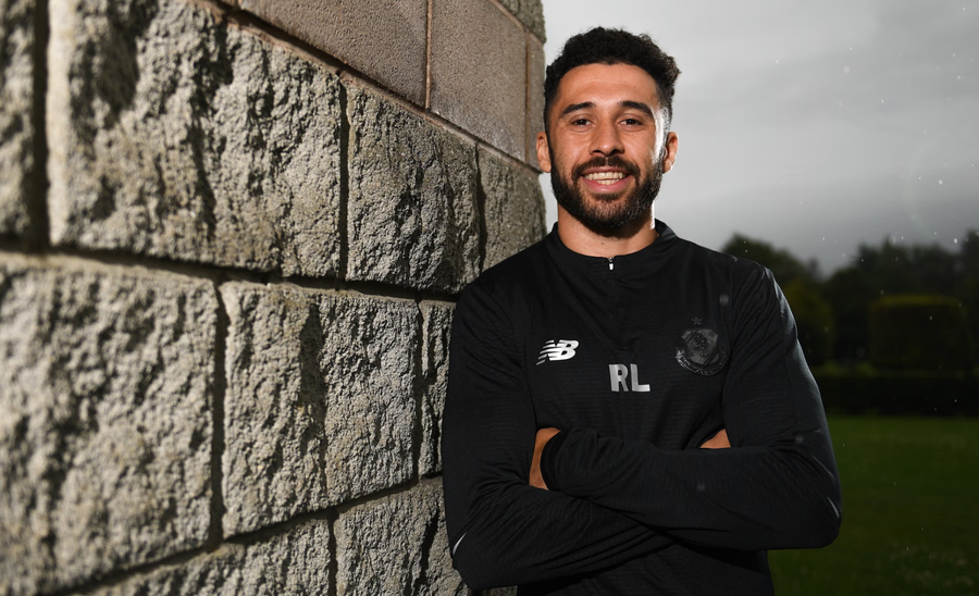 S-a calificat la Campionatul Mondial după ce a a fost convocat printr-un mesaj pe LinkedIn!