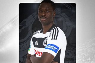 Universitatea Cluj a prezentat oficial un nou atacant » De ce nu poate debuta încă