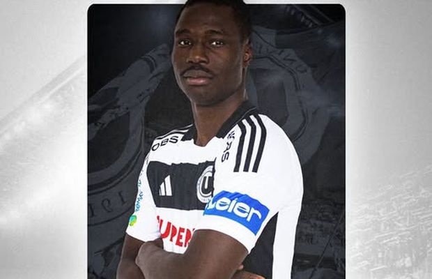 Universitatea Cluj a prezentat oficial un nou atacant » De ce nu poate debuta încă