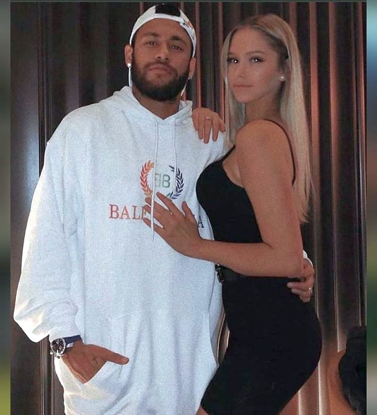 GALERIE FOTO Noa Saez l-a vrăjit pe Neymar! Starul lui PSG, fermecat la o petrecere