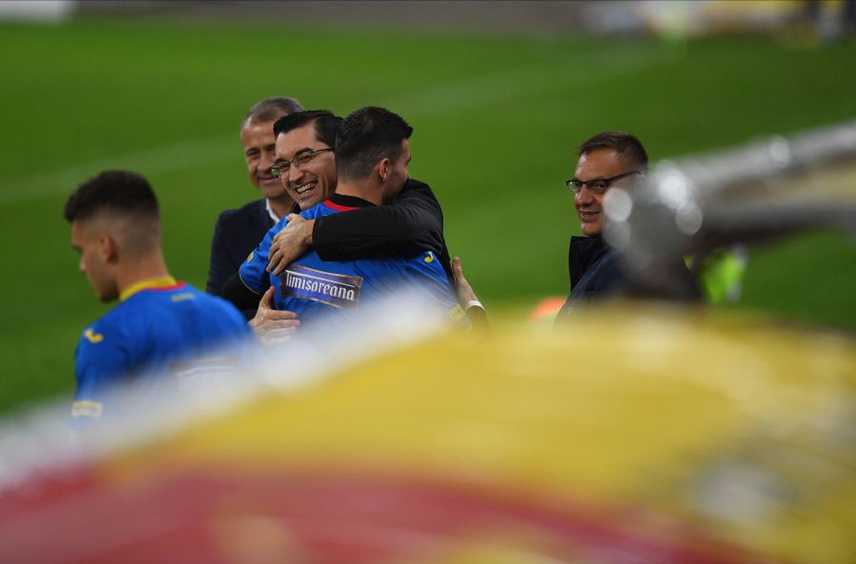 ROMÂNIA - SUEDIA // VIDEO+FOTO Cosmin Contra mai are o singură necunoscută: „Știu 98% din echipa de start”