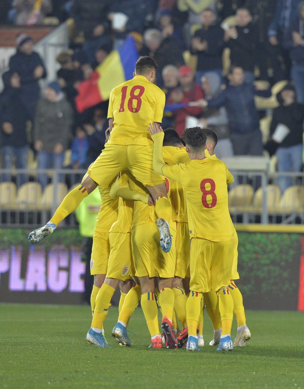 ROMÂNIA U21 - FINLANDA U21 4-1 // FOTO Cristianolteanul! Show al lui Mihăilă într-o victorie superbă a tricolorilor mici! Naționala lui Rădoi, prima în clasament!