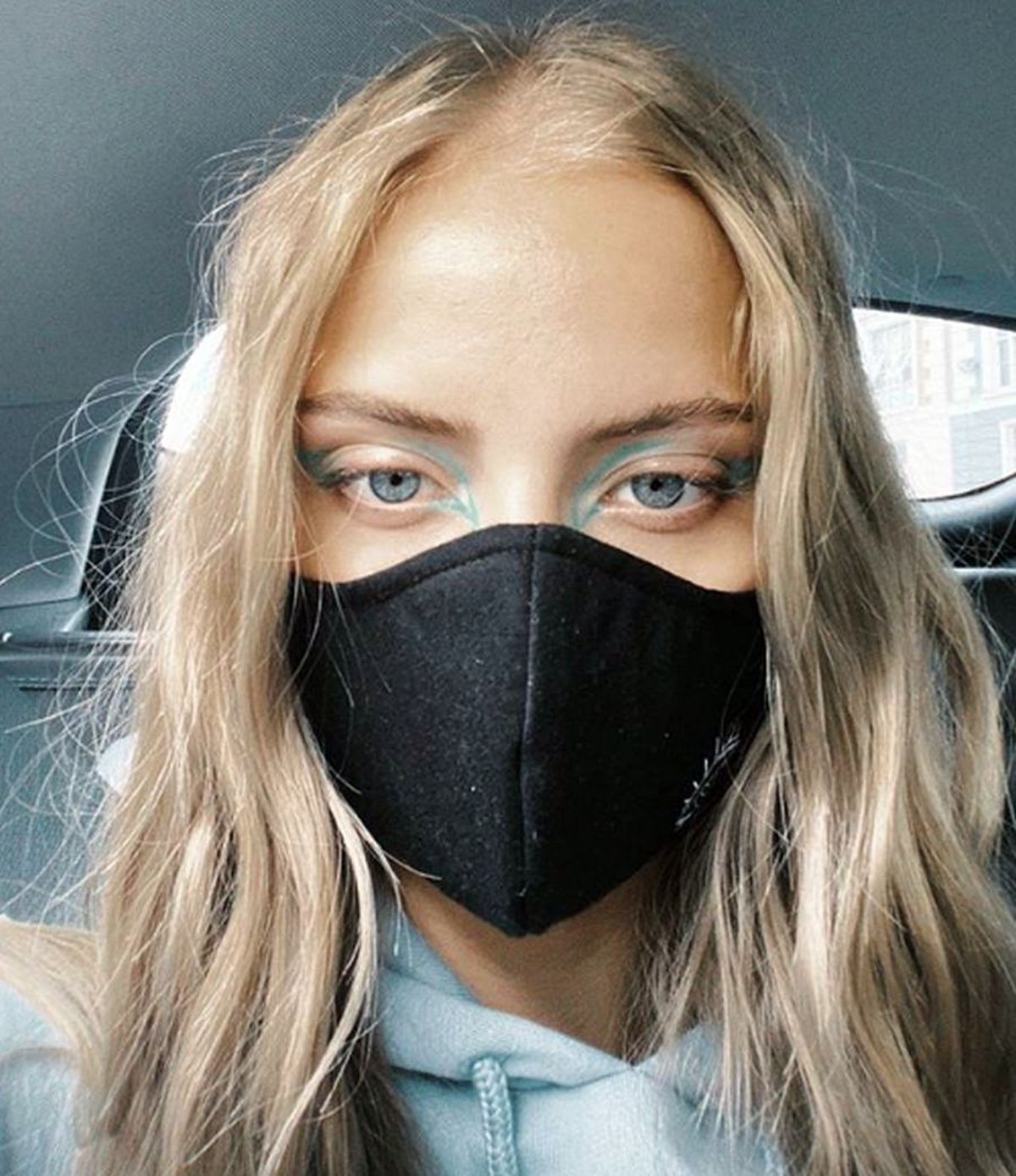 GALERIE FOTO Patrice Evra și-a părăsit soția pentru un model danez de 25 de ani » Fosta soție e dezgustată: „Un șobolan infect”