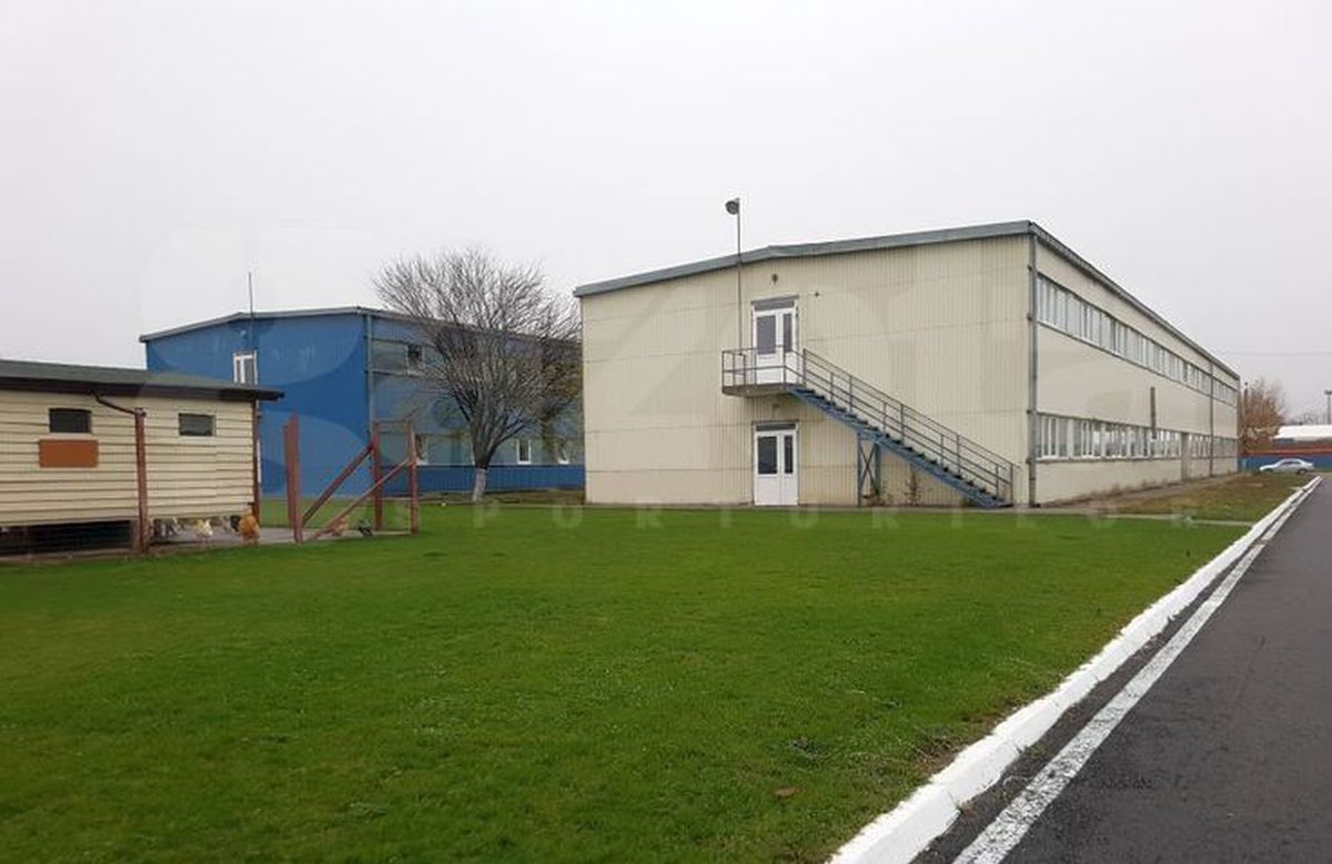 Baza FCSB, vandalizată