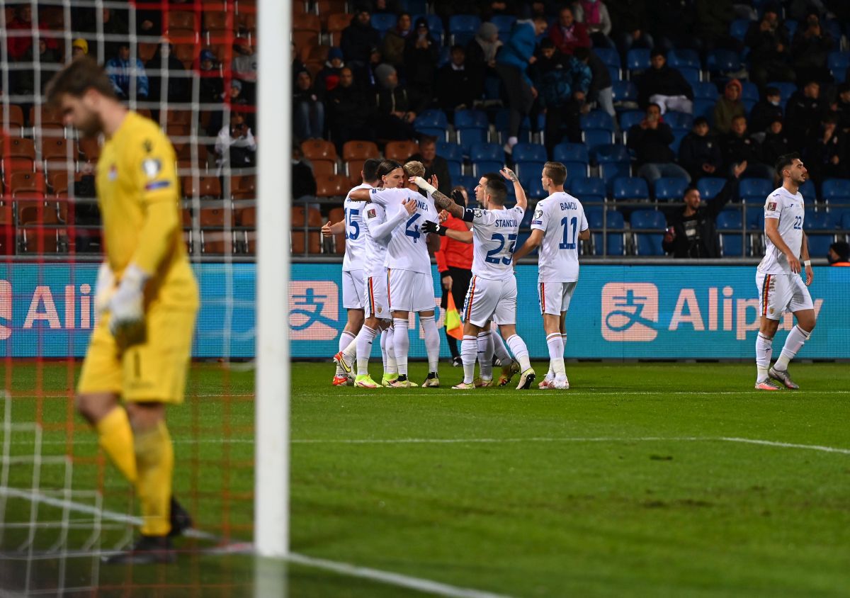 Florin Niță și cei 37 de pitici » Portarul României, singurul „tricolor” care merita să participe la Mondial