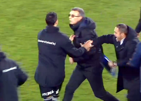 Imagini incredibile: Eugen Neagoe a sărit la Marius Croitoru pe teren! „Foarte bine că a intervenit”