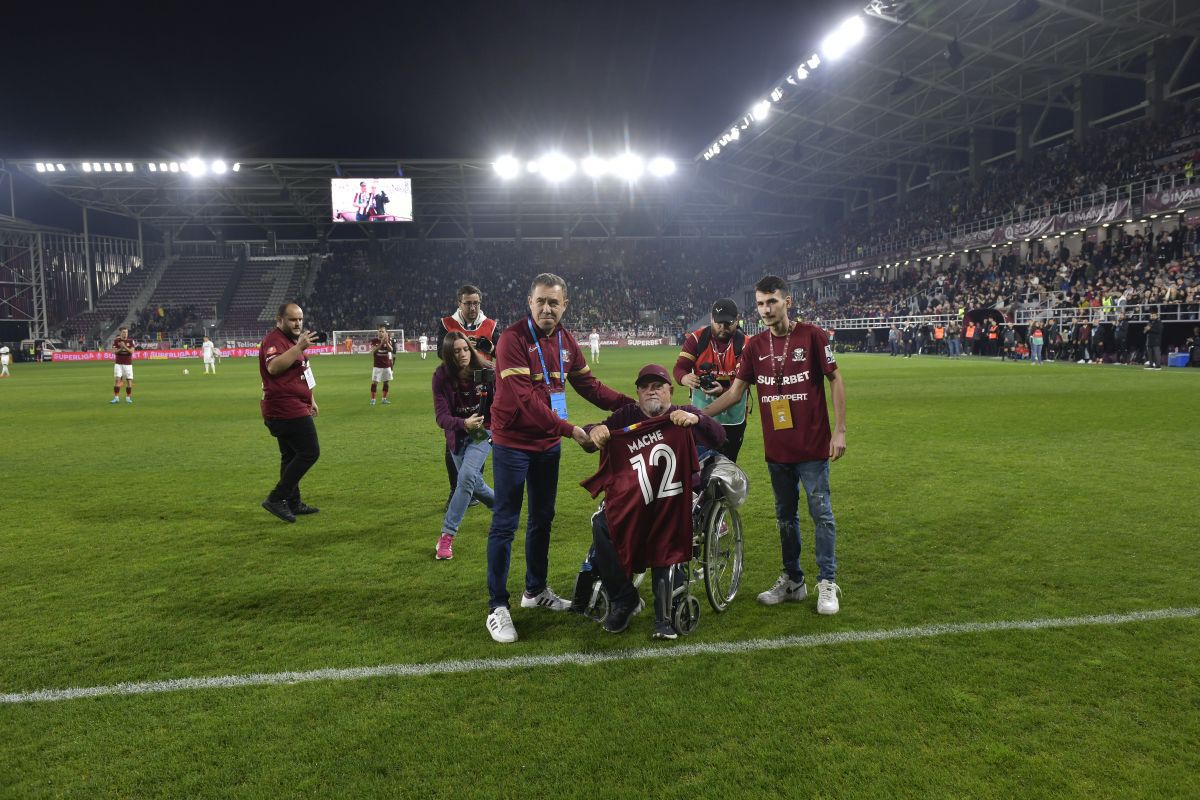 Ioan „Mache” Mihai, primul șef de galerie al Rapid