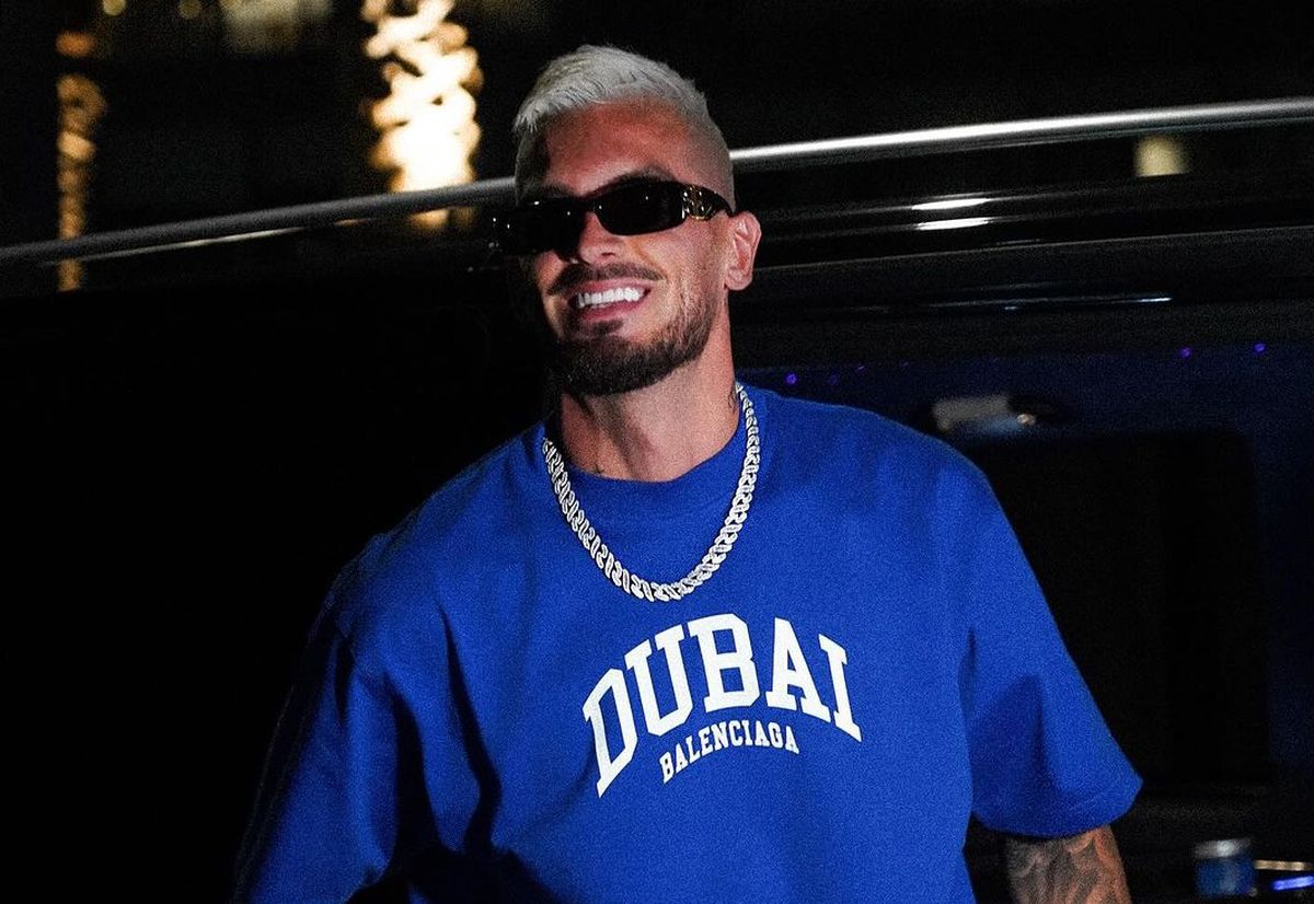 De nerecunoscut! A scris istorie în Superligă, acum trăiește luxul din Dubai » Limuzină și piscină de 5 stele între zgârie-nori