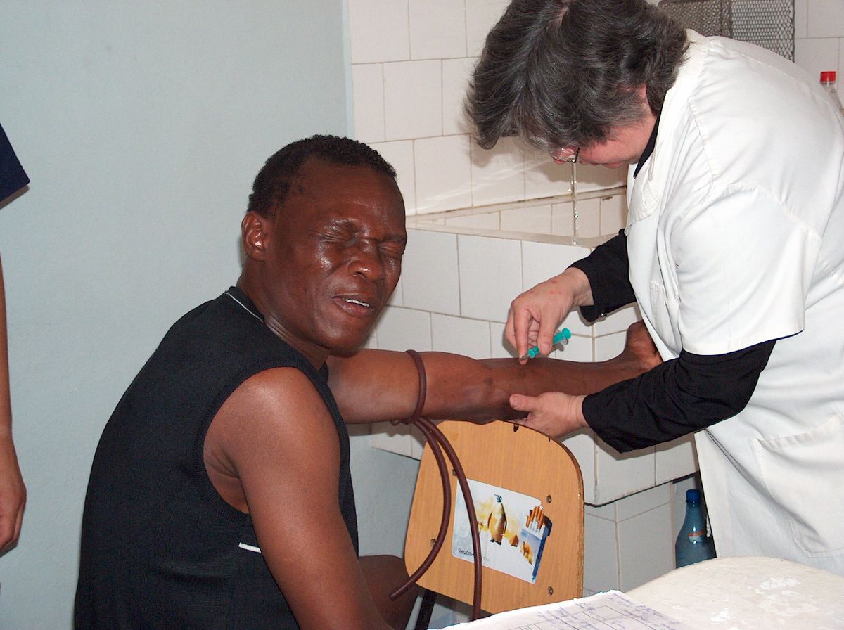 Amintirile ivorianului Mariko Daouda, la 20 de ani de la sosirea în Liga 1 » Colegul care nu avea loc în pat + ce i-a plăcut și ce nu i-a plăcut în România: „Nu înseamnă că tot poporul vostru e așa”