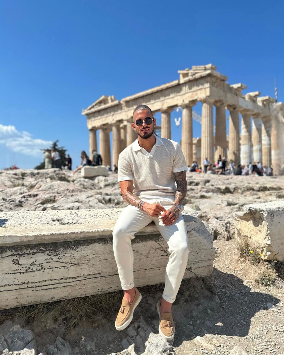 De nerecunoscut! A scris istorie în Superligă, acum trăiește luxul din Dubai » Limuzină și piscină de 5 stele între zgârie-nori