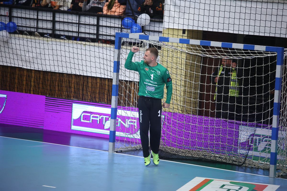 CSM Constanța strălucește în Europa » Elevii lui Buricea s-au distrat cu Chrobry Glogow și au victorii pe linie în grupă