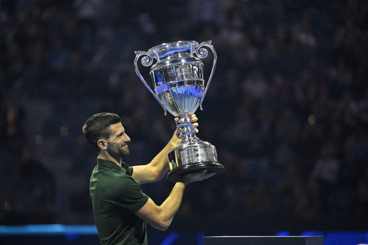 Novak Djokovic a primit trofeul pentru locul 1 ATP