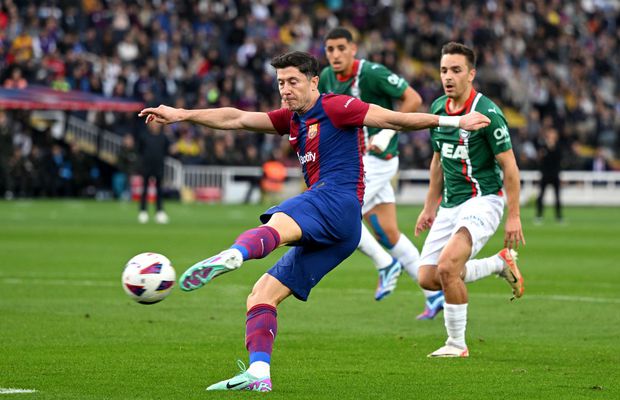 Barcelona îl poate da afară pe Lewandowski. Ce clauză are polonezul în contract