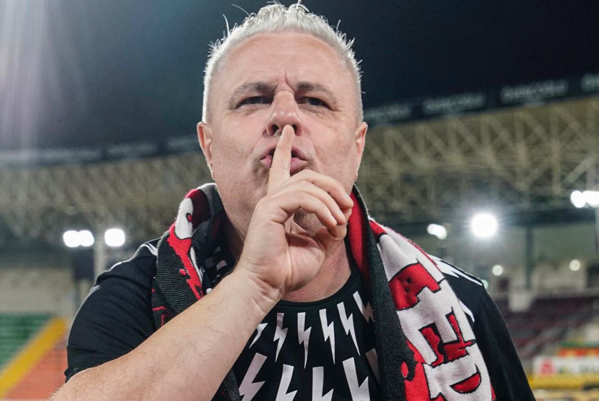 Cu ce imagine se laudă Marius Șumudică pe WhatsApp: „Magician!”