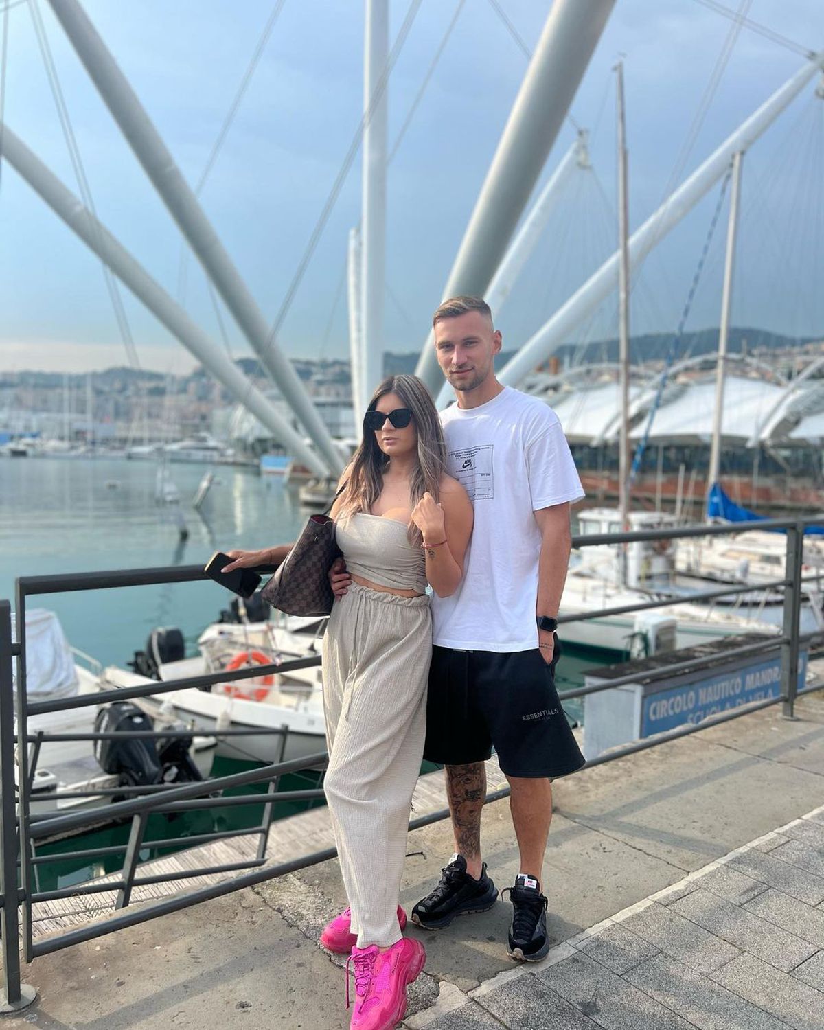 FOTO Drăguș dă lovitura pe plan personal! Anunțul făcut de fotbalist și de iubita lui