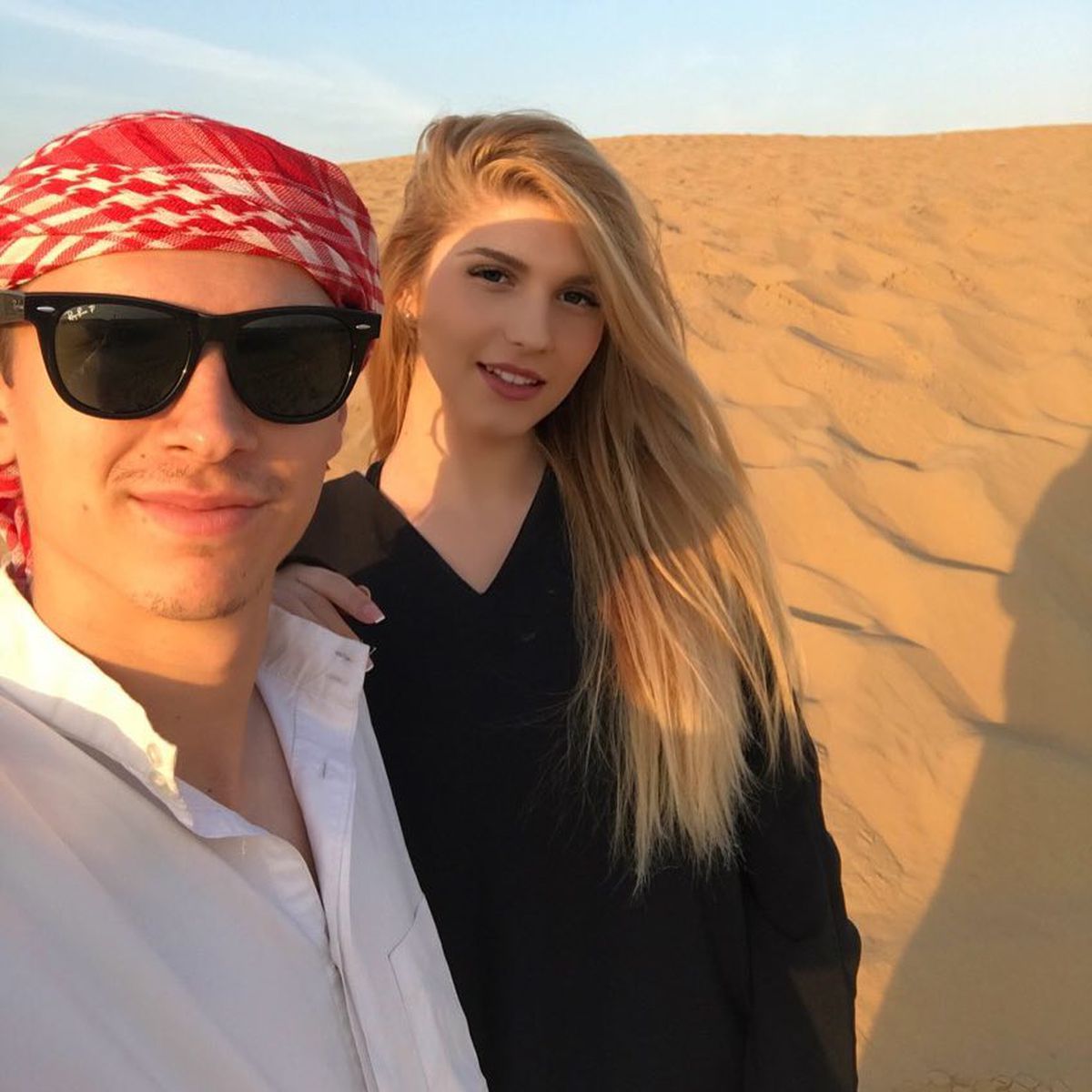 FOTO Logodnica lui Dorin Rotariu a făcut senzație la petrecerea clubului Astana » Floris Ariana a apărut în cea mai scurtă și mulată rochie