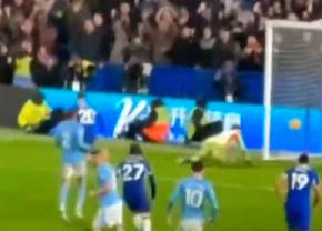 Imagini controversate în Premier League » Jucătorul lui Chelsea, acuzat că s-a bucurat la golul rivalei: „Ar trebui dat afară. E un trădător”