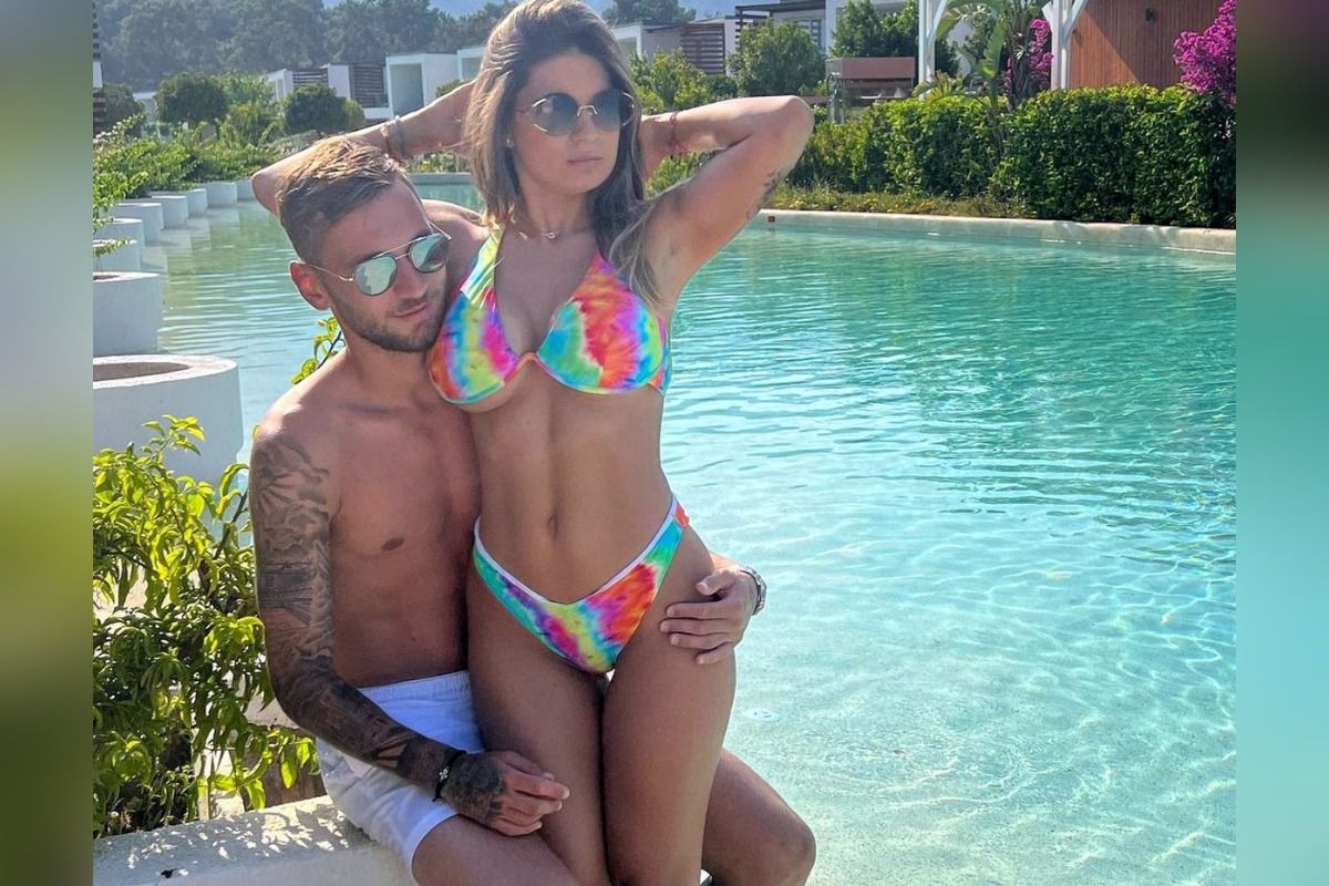 Ea e femeia care i-a făcut două fete internaționalului român, la doar 24 de ani: „Îi mulțumesc lui Dumnezeu! Mi-am dorit mereu să am copii de tânăr”