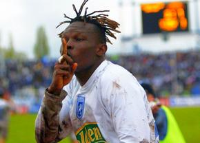Amintirile ivorianului Mariko Daouda, la 20 de ani de la sosirea în Liga 1 » Colegul care nu avea loc în pat + ce i-a plăcut și ce nu i-a plăcut în România: „Nu înseamnă că tot poporul vostru e așa”