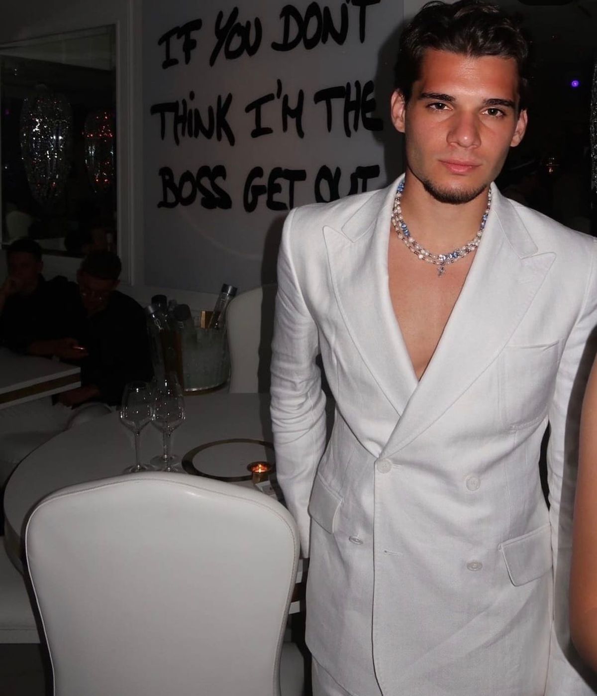 Ianis Hagi, actor sau fotbalist? » Apariția lui la Mogoșoaia a stârnit reacții împărțite: „Hai înapoi!” și „Suntem o nație de ratați!”