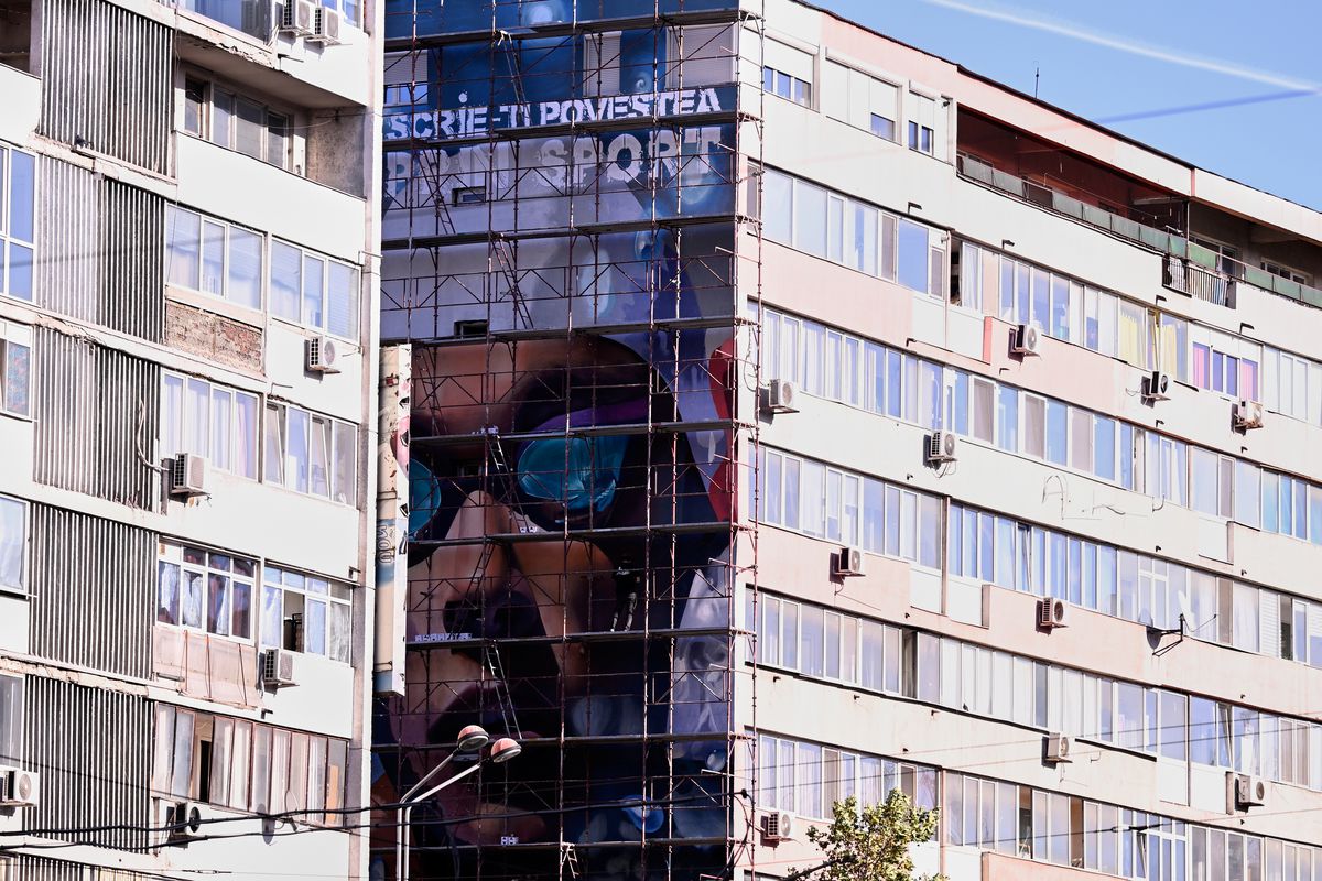 Când sportul se întâlnește cu arta stradală, iar David Popovici este personaj principal