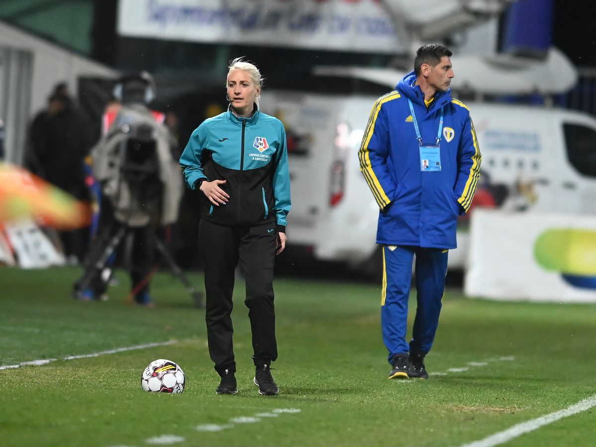 Din Champions League direct „La feminin” » Alina Peșu, arbitrul „Elite” al României ascultă „Unstoppable” înaintea fiecărui meci: „Nu poți face nimic doar cu talentul”