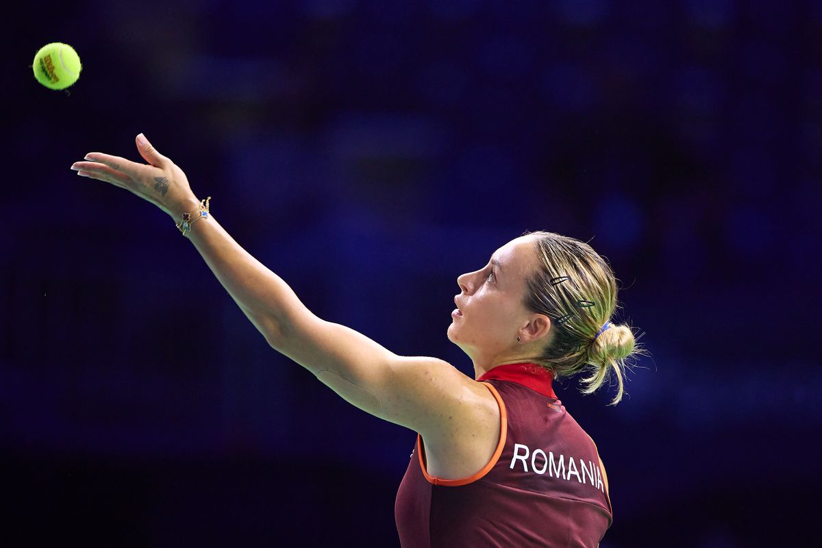 Ana Bogdan și Jaqueline Cristian la BJK Cup Finals