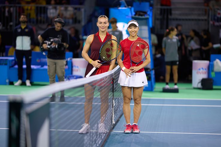 Ana Bogdan - Nao Hibino, în primul meci la BJK Cup Finals