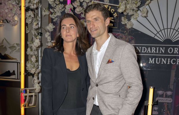 Vedeta lui Bayern i-a luat soției un avion. Suma cheltuită e impresionantă