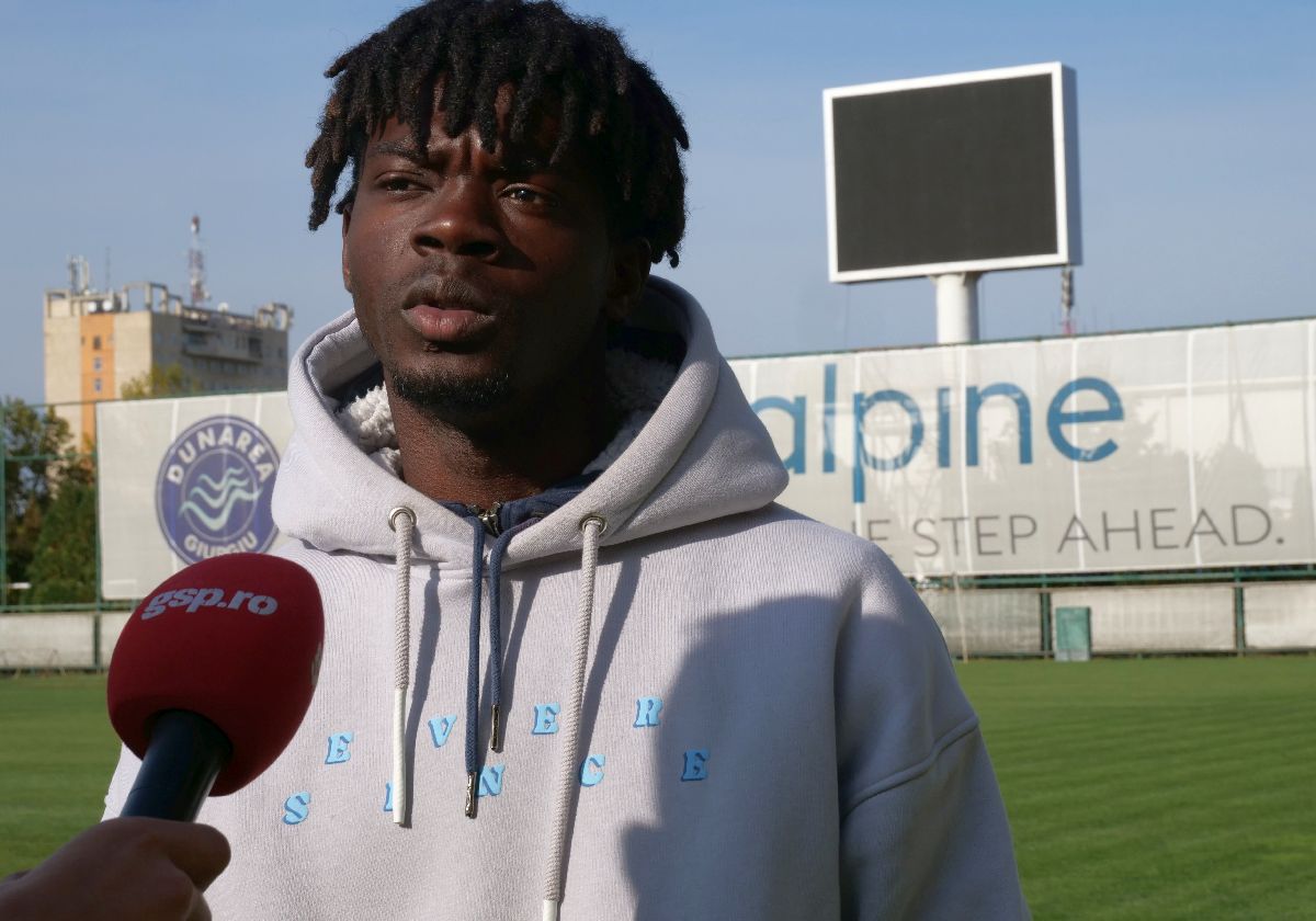 „M-au abandonat, am rămas singur” » Drama trăită de un fotbalist străin în România: „Am dormit pe străzi, n-aveam ce mânca. Acest club m-a salvat!”