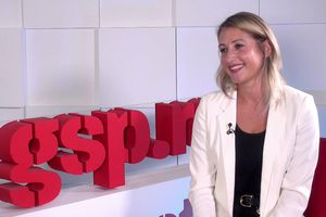 Din Champions League direct „La feminin” » Alina Peșu, arbitrul „Elite” al României ascultă „Unstoppable” înaintea fiecărui meci: „Nu poți face nimic doar cu talentul”