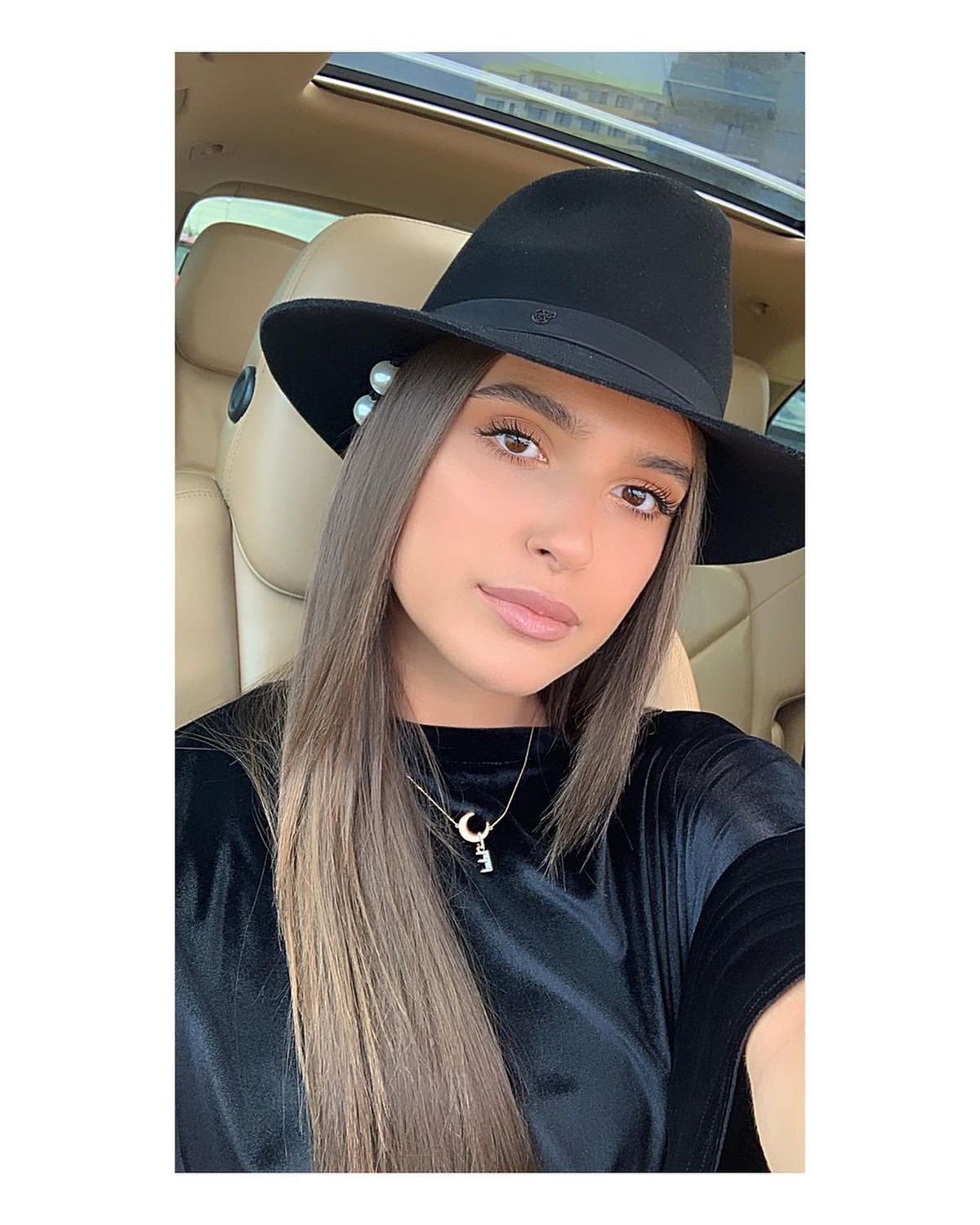 Moment special în familia Hagi: Elena și Ianis vor deveni azi părinți!