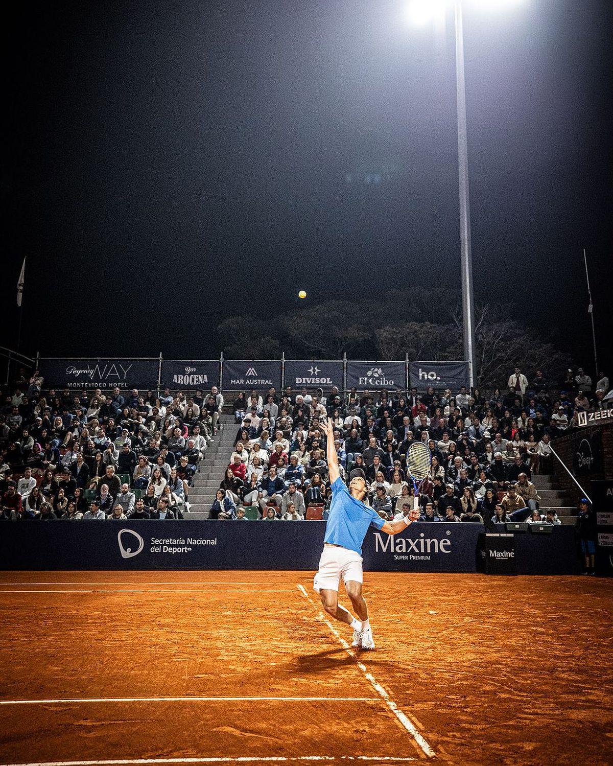 Diego Forlan la primul meci de tenis profesionist