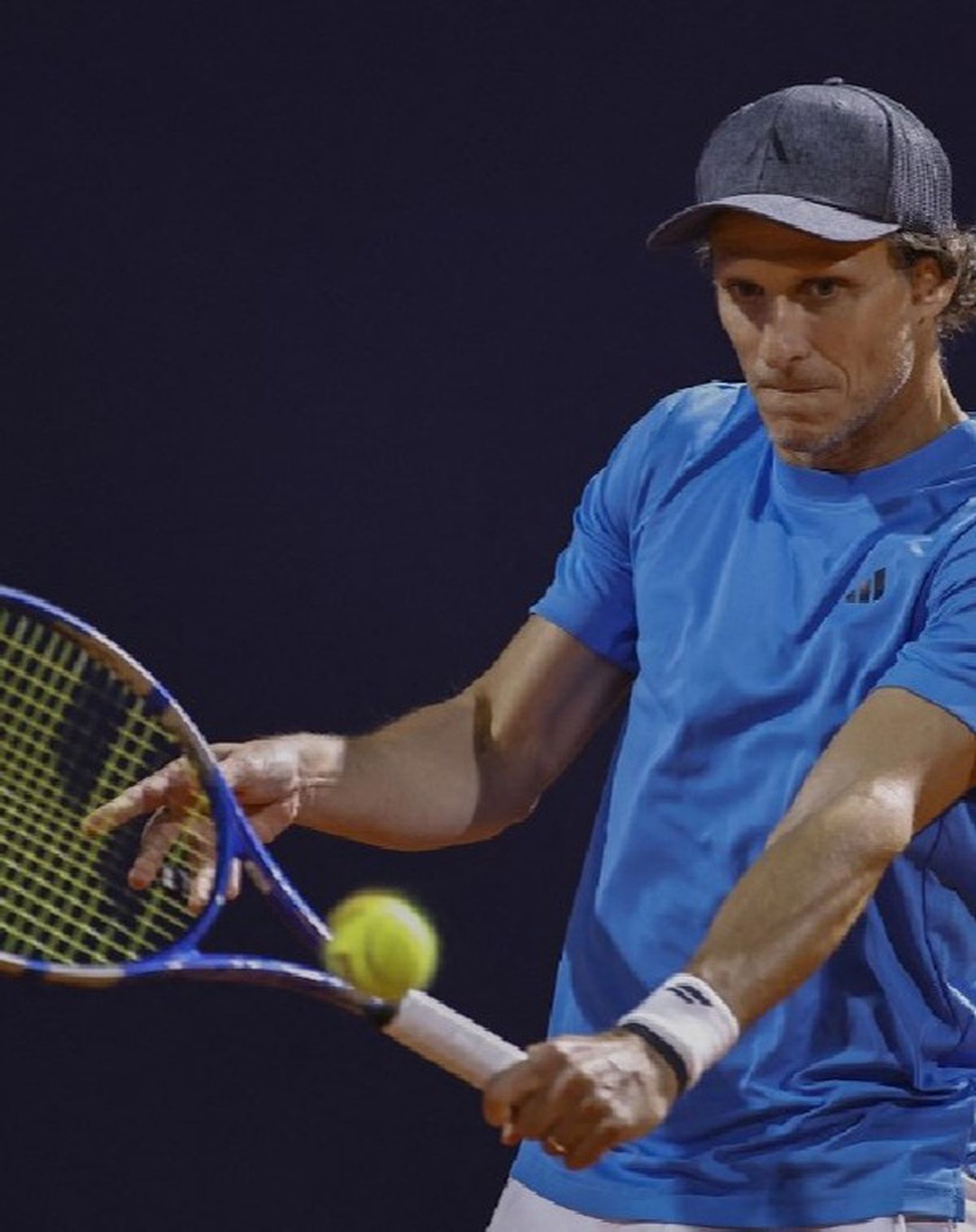 Diego Forlan la primul meci de tenis profesionist