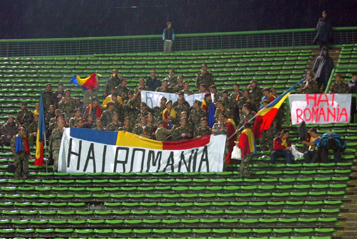 Ce simplu era atunci! Cristi Chivu, marcator ultima oară când România a învins în Bosnia: memorabil cu cine au terminat „tricolorii” meciul în poartă