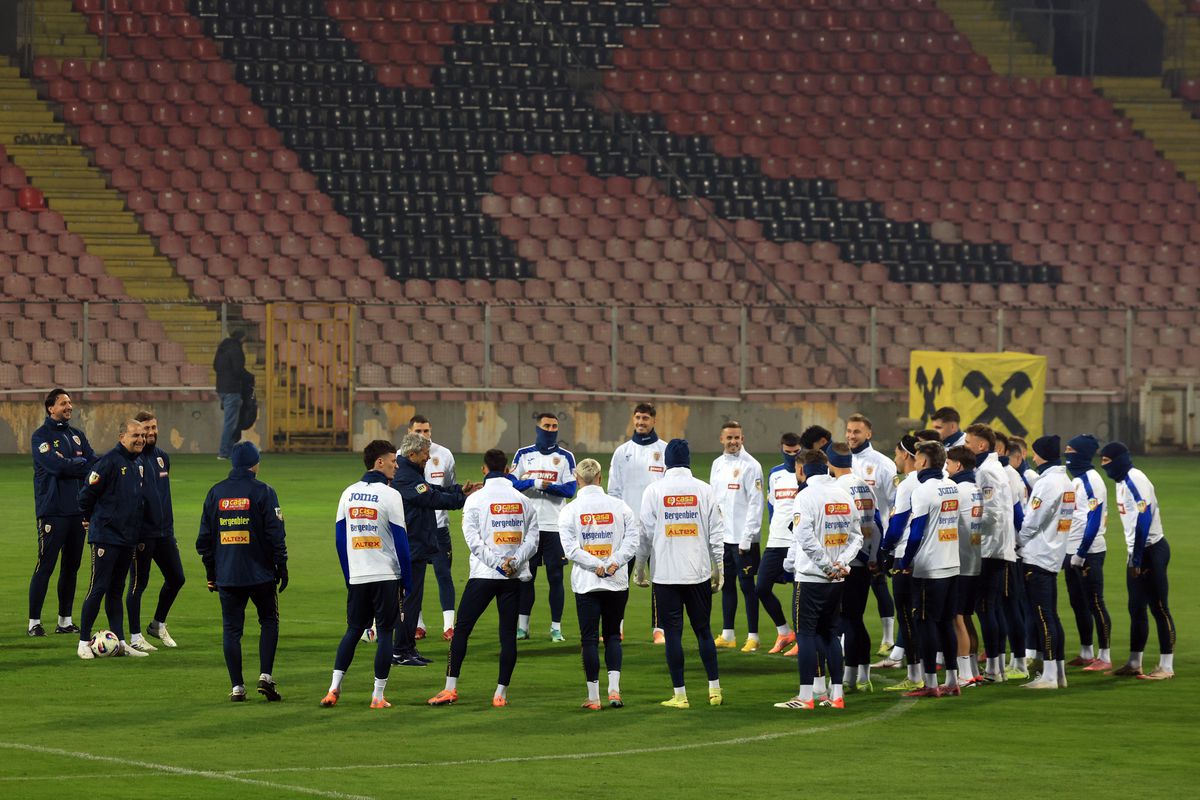 3 detalii de la antrenamentul României » Gestul lui Mircea Lucescu înainte de startul ședinței + cel mai curajos „tricolor”