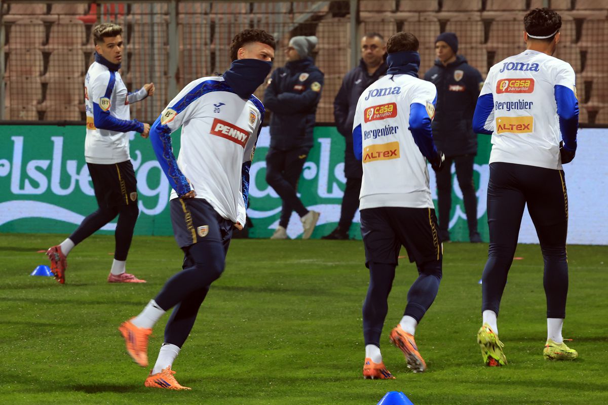 3 detalii de la antrenamentul României » Gestul lui Mircea Lucescu înainte de startul ședinței + cel mai curajos „tricolor”